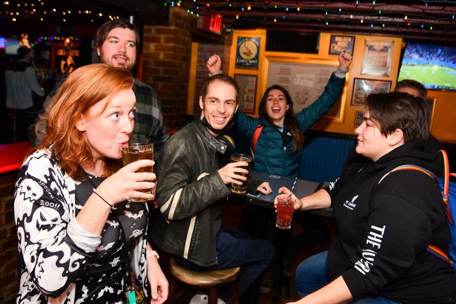Nashville: Ghosts, Boos and Booze Haunted Pub Crawl - Tootsie’s Orchid Lounge and the sound of old Nashville