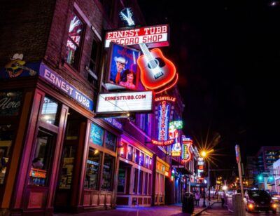 Ghosts, Boos and Booze Haunted Pub Crawl