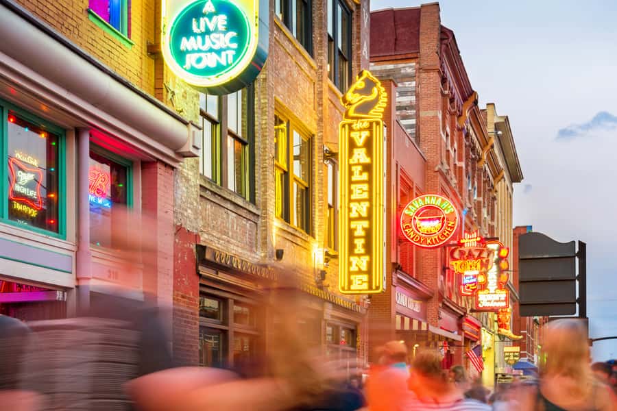 Nashville: Guided Ghost-Themed Walking Tour - Hermitage Hotel and Nashville’s grander side