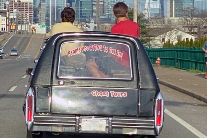 Nashville Haunted Hearse Ghost Tour 1 Hour Shared - A ghost tour with a hearse for a centerpiece