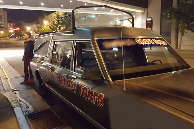 Nashville Haunted Hearse Ghost Tour 1 Hour Shared - What the open-air hearse is really like