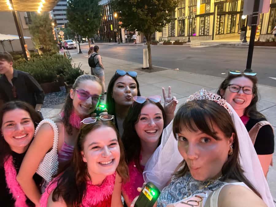 Nashville: Music City Ghosts & Hauntings Guided Walking Tour - Broadway stories beneath the neon