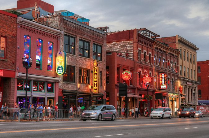 Nashville’s Famous Ghosts Self Guided Audio Walking Tour - Printer’s Alley and its ten-minute ghostly pause