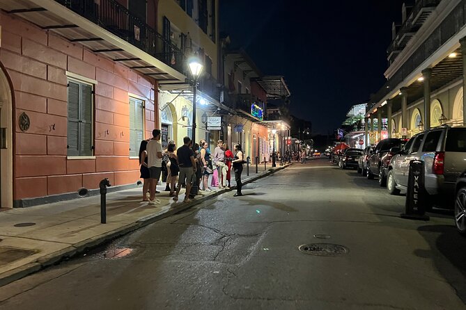 New Orleans : Best of Ghost & Voodoo Experience Walking Tour - Guide quality makes or breaks the experience