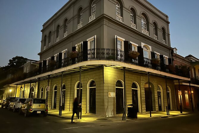 New Orleans : Best of Ghost & Voodoo Experience Walking Tour - Timing, cancellations, and practical planning