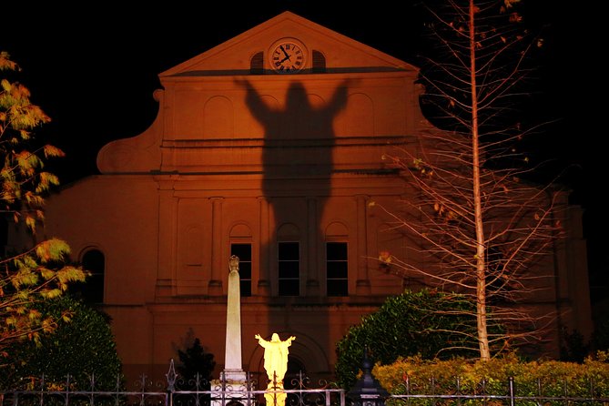 New Orleans: Dead of Night Ghosts and Cemetery Bus Tour - Starting at Rampart Treehouse Bar