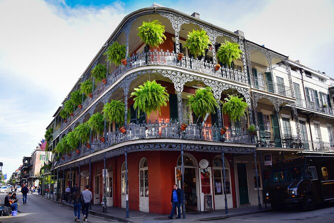 New Orleans Drunken Voodoo, Mystery, Paranormal, Supernatural and History Tour - The EMF meter and the paranormal side