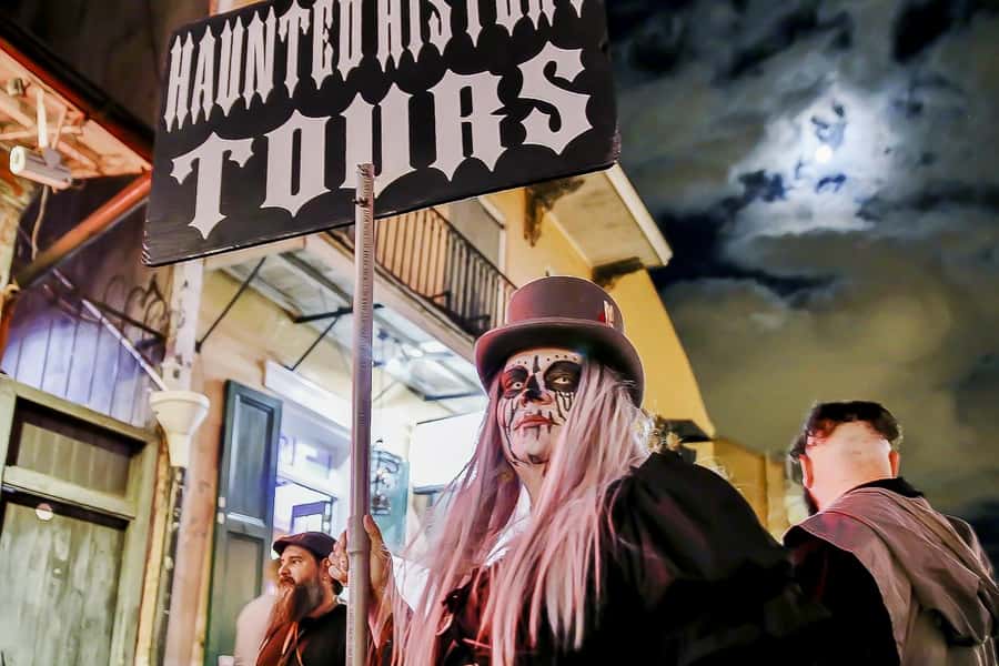 New Orleans: French Quarter Ghost and Legends Walking Tour - Why the French Quarter works so well for ghost stories