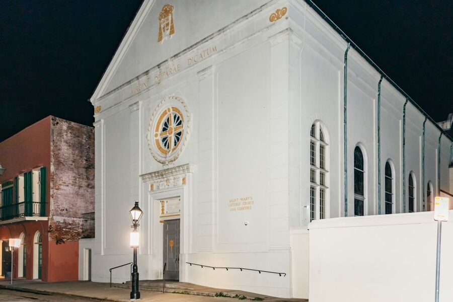 New Orleans: French Quarter Ghost Tour with Interior Visit - Key things to know before booking