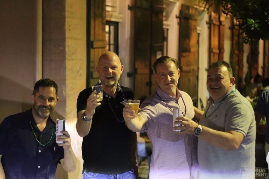 New Orleans: Ghost and Haunted Pub Crawl Tour with Free Shot - What the two-hour pace feels like
