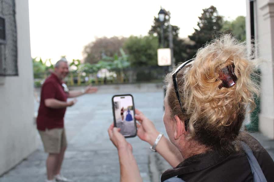 New Orleans: Ghosts & Spirits Interactive Walking Tour - Five nearby haunted sites, with plenty of listening