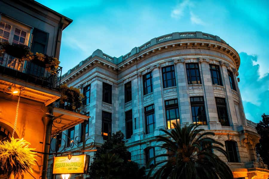 New Orleans: Ghosts & Spirits Interactive Walking Tour - Augmented reality with Marie Laveau and the Great Fire