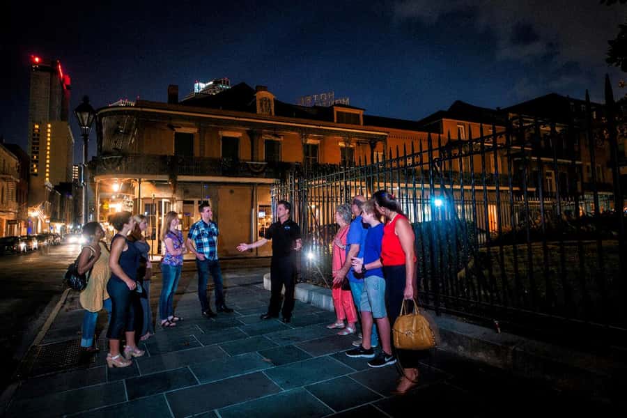 New Orleans: Ghosts & Spirits Interactive Walking Tour - Who will enjoy this tour most