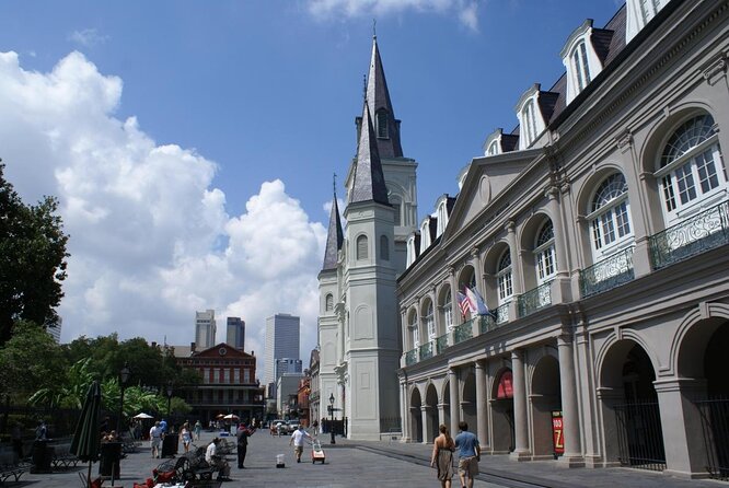 New Orleans Haunted Legends & Scandals Small Group Tour - Key Points To Know Before You Go