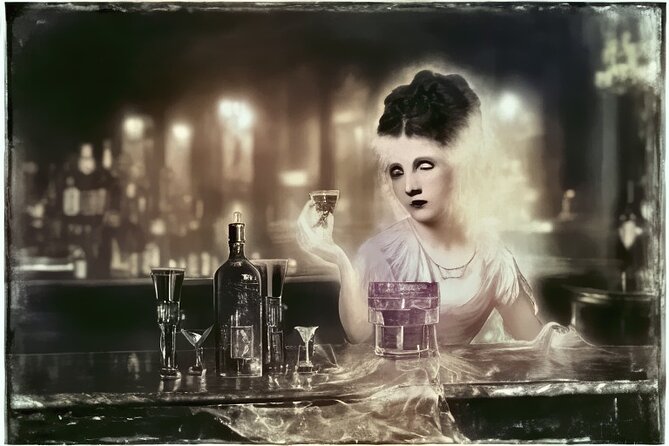 New Orleans Lewd Spirits Haunted Tour with Bar Stops - Walking the French Quarter with a drink in hand