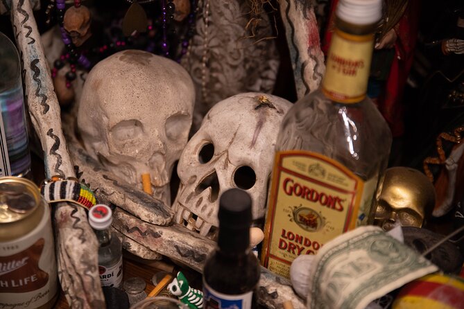 New Orleans Spirits & Spells: Witchcraft, Voodoo, and Ghost Tour - Voodoo Authentica and a more direct look at Voodoo