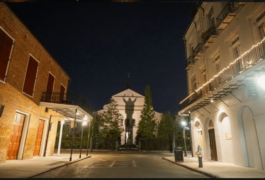 New Orleans: Wicked History Walking Tour with a Local Witch - Key points to know before you book