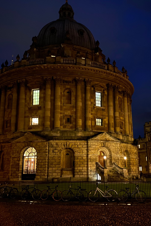 New: Oxford Costumed Ghost Tour In-Character - Why Oxford Makes a Good Ghost-Tour Stage