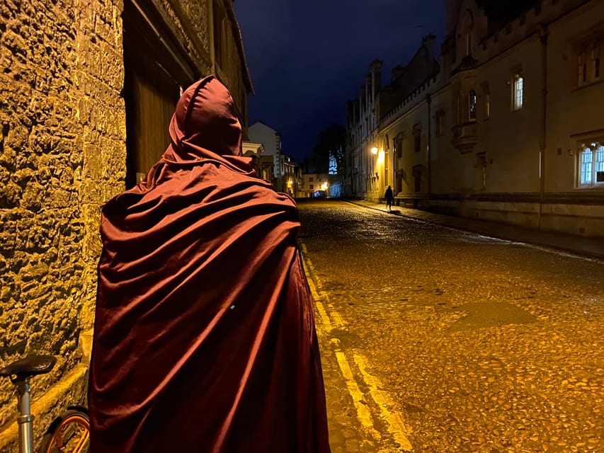 New: Oxford Costumed Ghost Tour In-Character - Who Will Enjoy This Most?