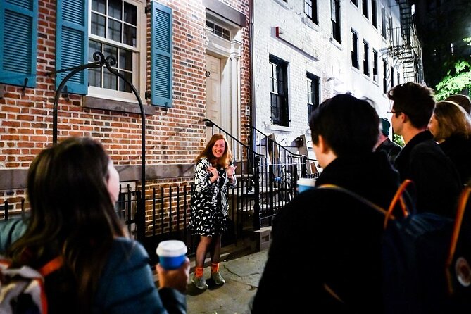 New York City Chilling Nightmares & Necromancy Ghost Tour - Marie’s Crisis combines a lively venue with eerie reports