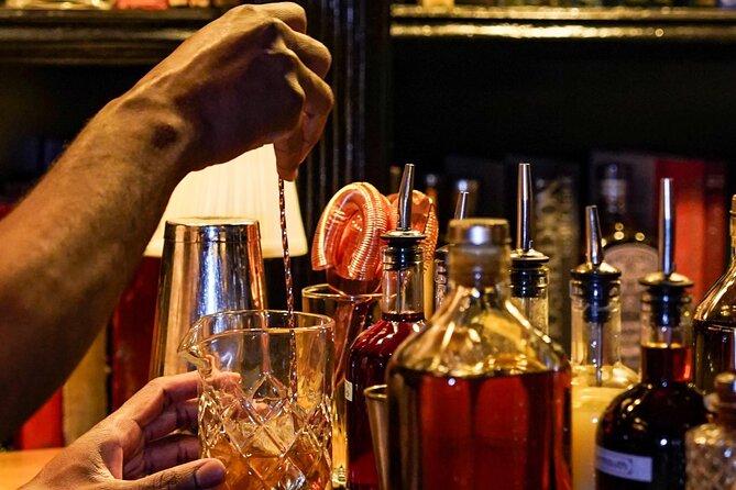 New York Greenwich Village Speakeasy and Ghost Tour (with pizza!) - The Garrett offers a third cocktail setting