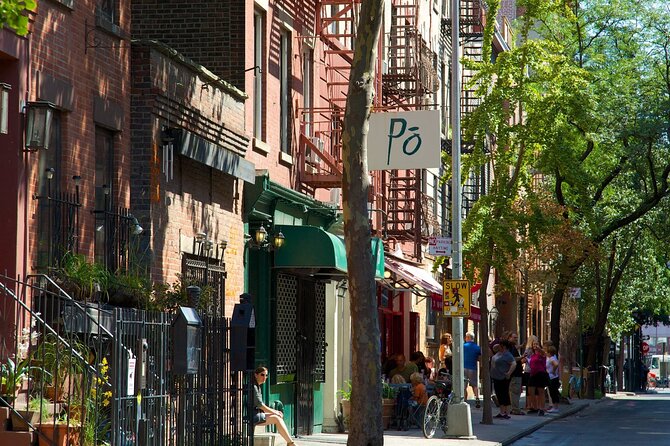 New York Greenwich Village Speakeasy and Ghost Tour (with pizza!) - The House of Death brings the ghost stories forward
