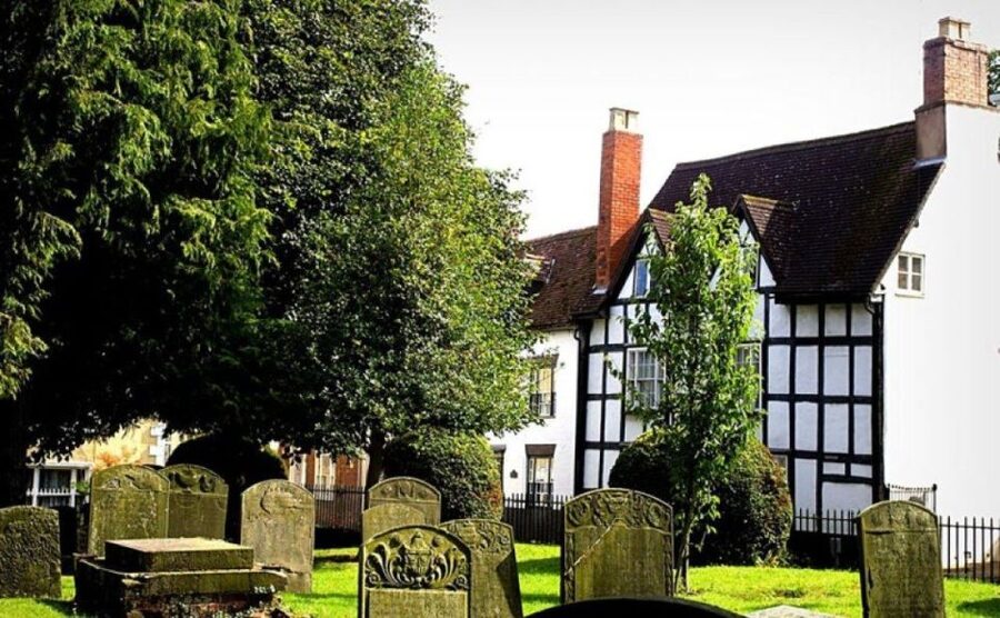 Newent: Ghost Tour - Crown House and the Old Railway Bridge