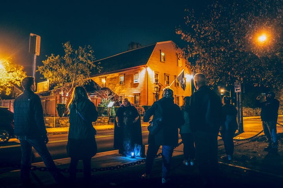 Newport: Historic District Ghosts Guided Walking Tour - Starting inside the Newport Marriott