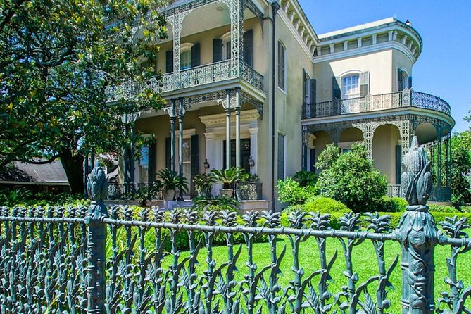 NOLA's BIG 4 PRIVATE CITY TOUR - NO GHOST, ONLY FACTS! - The private SUV format and what it changes