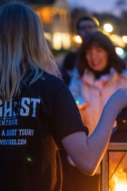 NYC: Boos & Booze Haunted Pub Crawl - Guide quality and group atmosphere