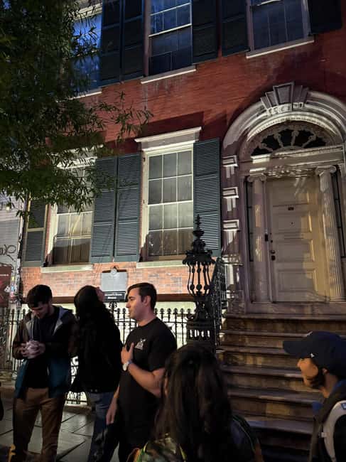 NYC Dark History Tour: Ghosts, Murders & Mafia! - Who should book this walking tour?