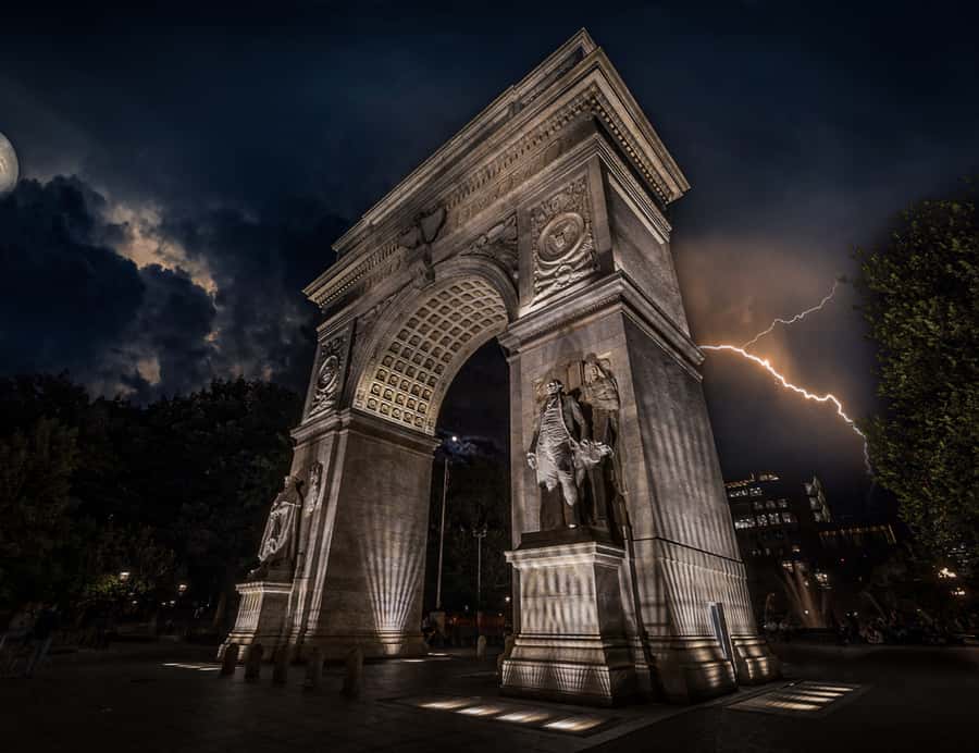 NYC: Ghosts & Ghouls of Greenwich Village Walking Tour - Starting beneath the Washington Square Arch