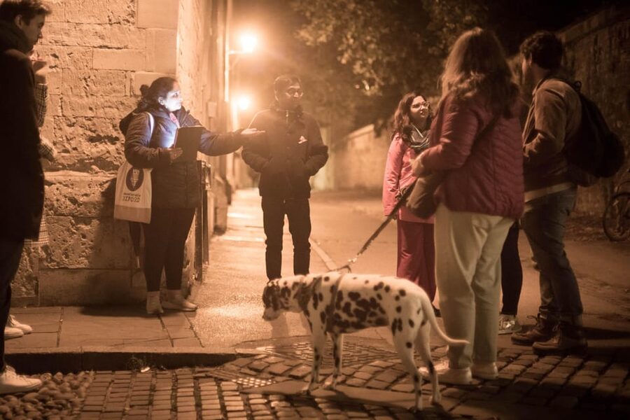 Oxford: Haunted Oxford Tour - by Uncomfortable Oxford™ - The guide makes or breaks the experience
