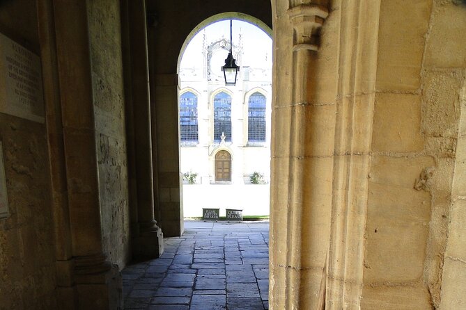 Oxford Official Ghost Tour - Why Oxford Makes a Good Ghost-Tour Setting