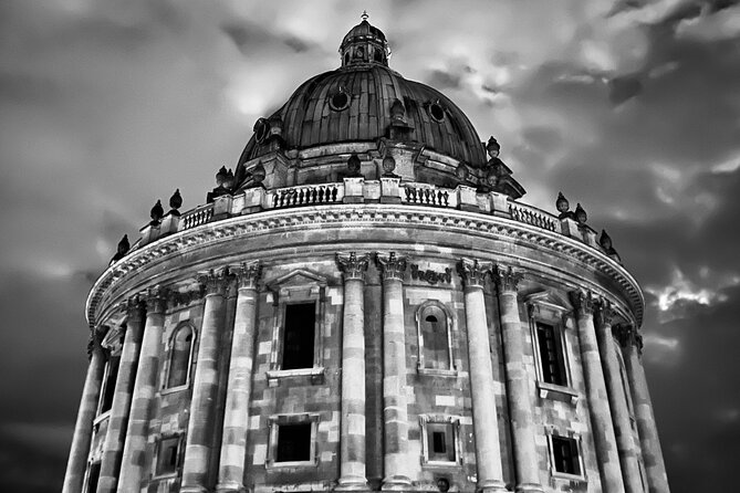 Oxford Twilight Ghost Tour - Booking, Weather, and Cancellation Advice
