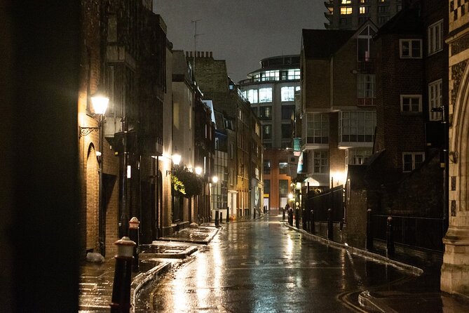 Paranormal ActivityTour in Old London - The abandoned jail cell and London’s criminal past