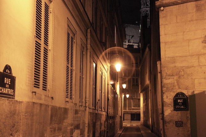 Paris by Night Walking Tour: Ghosts, Mysteries and Legends - Île de la Cité and the Conciergerie