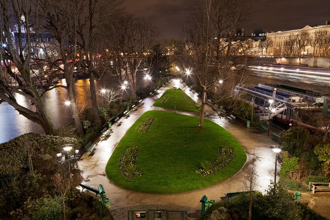 Paris by Night Walking Tour: Ghosts, Mysteries and Legends - Is $18.10 a good price?