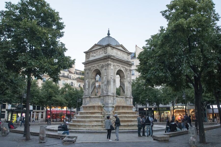 Paris: Ghosts, Legends & Mysteries Evening Walking Tour - Who will enjoy this Paris ghost walk?