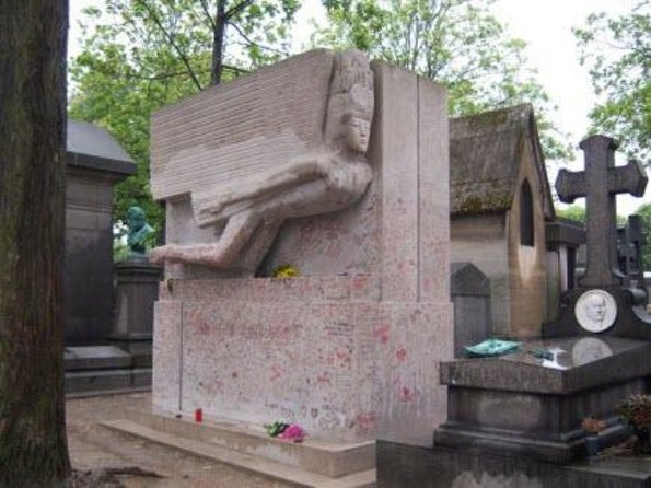 Paris: Haunted Père Lachaise Cemetery Guided Tour - Key points before you book