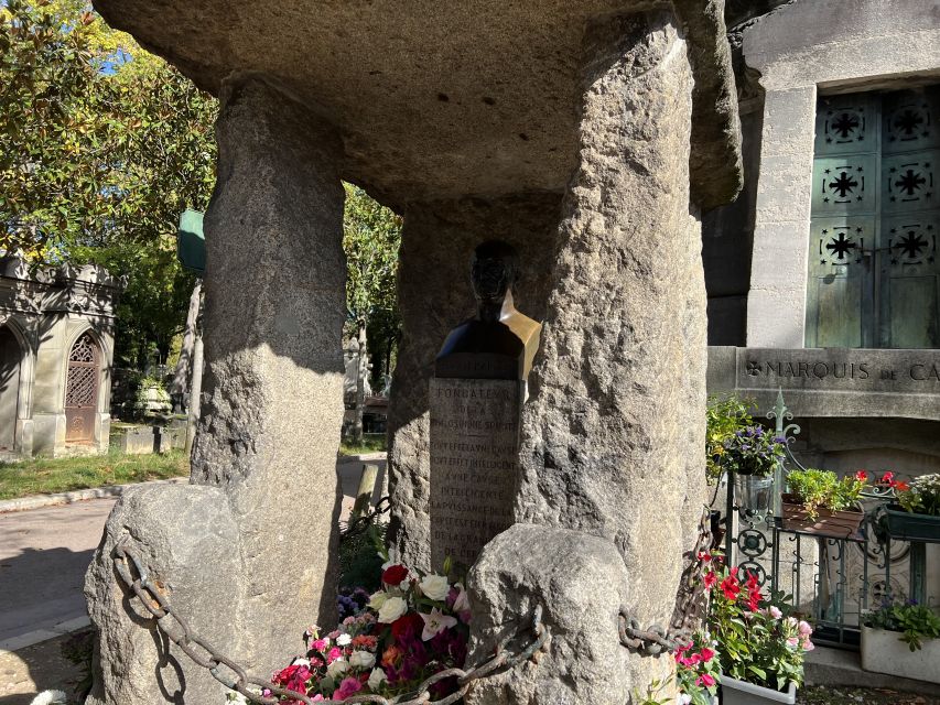Paris: Haunted Père Lachaise Cemetery Guided Tour - Is $25 a fair price?