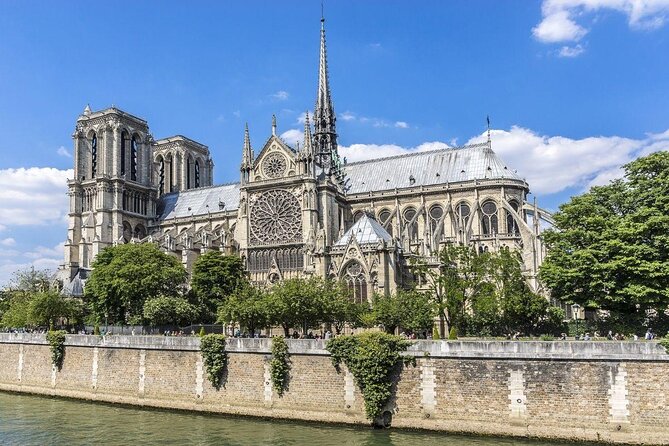 Paris Mysterious and Dark Stories Walking Tour - Small Group - Key points at a glance