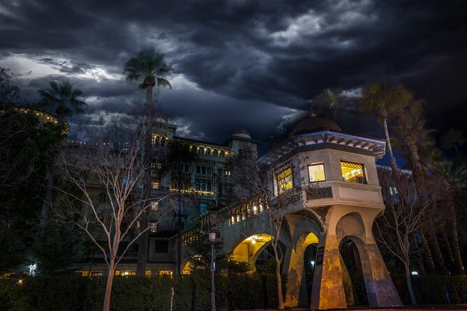 Pasadena Ghost Tour: Purgatory Phantoms - Pasadena’s polished image gets a darker edge