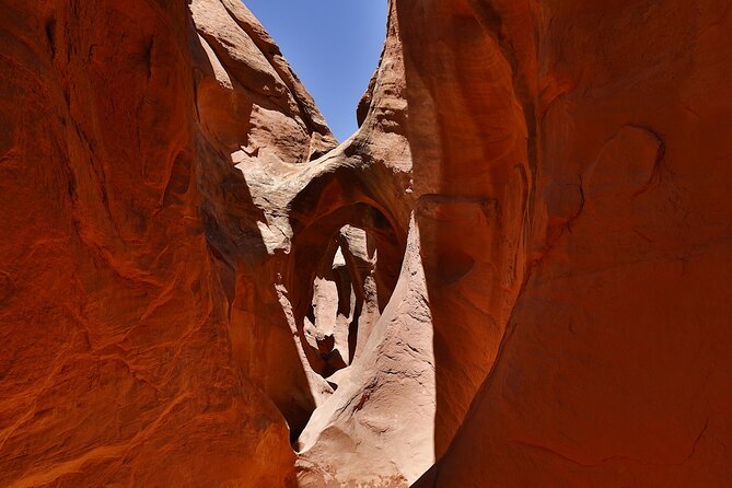 Peekaboo, Spooky and Dry Fork Slot Canyon Tour - The ride from Escalante to the trailhead