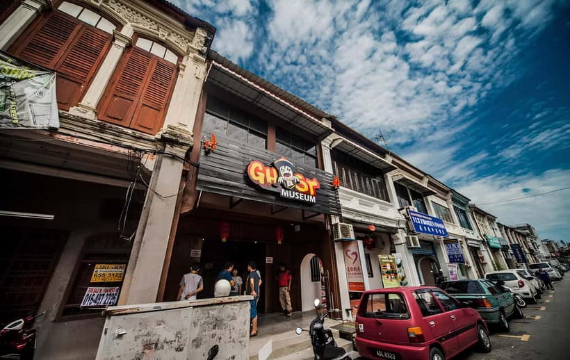 Penang : Cool Ghost Museum Penang Ticket - Free costumes make the photos better