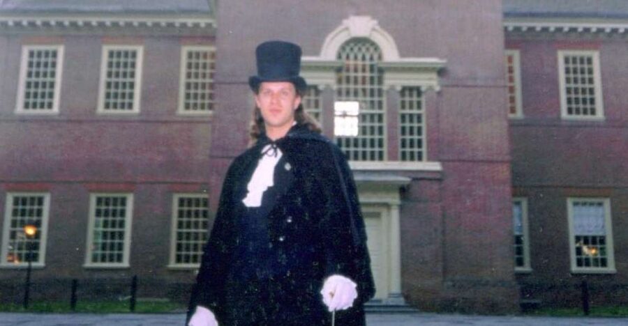 Philadelphia Ghost Tour by Candlelight - Independence National Park with a darker mood