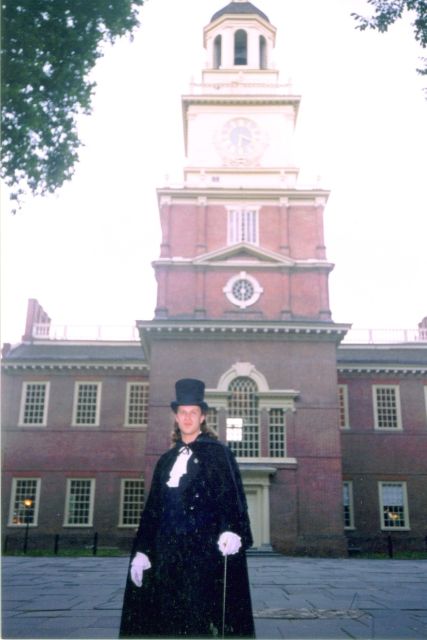 Philadelphia Ghost Tour by Candlelight - Starting at Signers Garden on Fifth and Chestnut