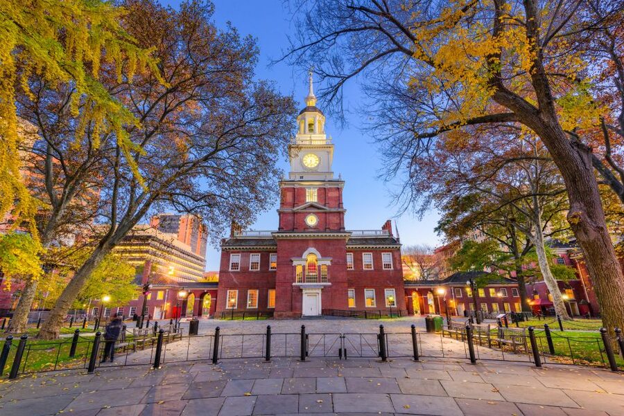 Philadelphia: Ghosts of Philadelphia Walking Tour - Christ Church burial ground and Benjamin Franklin