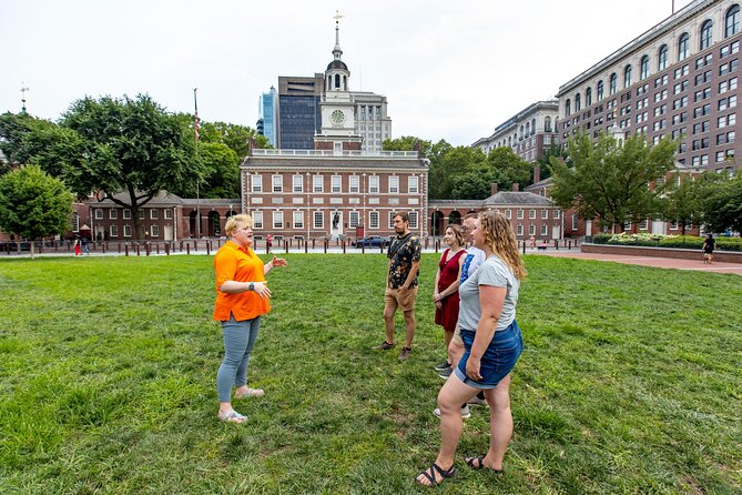 Philadelphia's Haunted History & Ghost Nighttime 1.5 Hour Tour - Washington Square’s burial ground and final stories