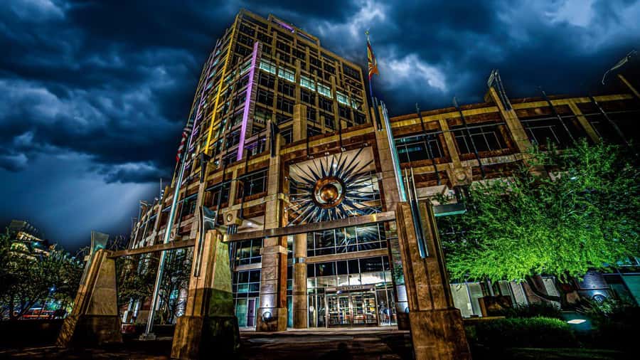 Phoenix: Ghosts & Poltergeists Guided Haunted Walking Tour - Accessibility and group comfort